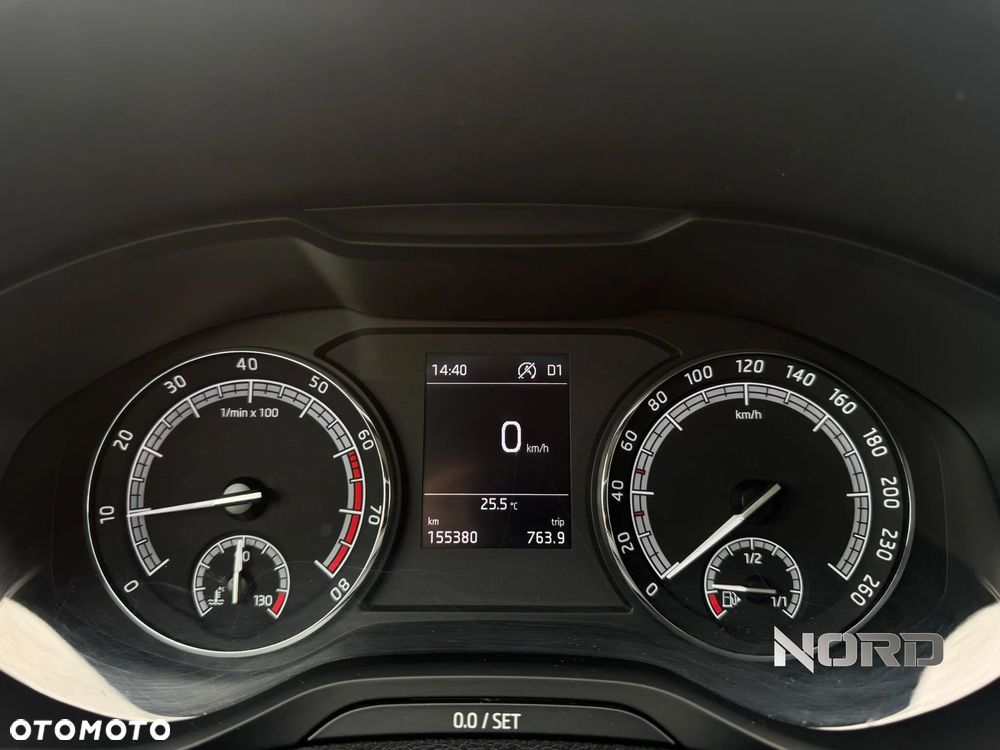 Skoda Karoq 1.5 TSI ACT DSG Ambition - 28