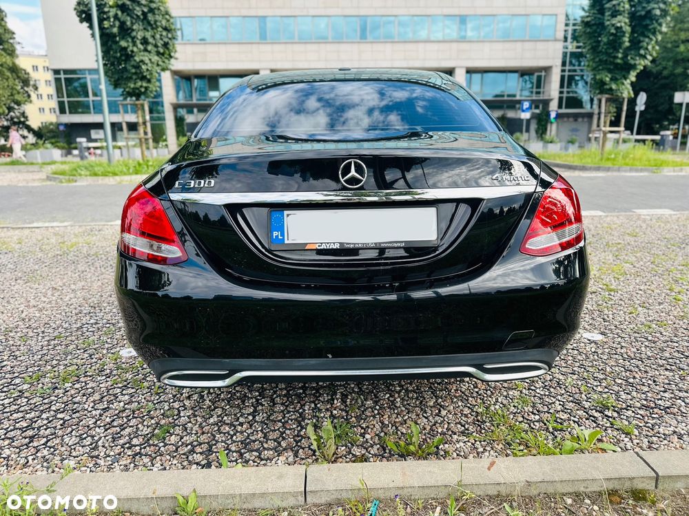 Mercedes-Benz Klasa C 300 7G-TRONIC - 5