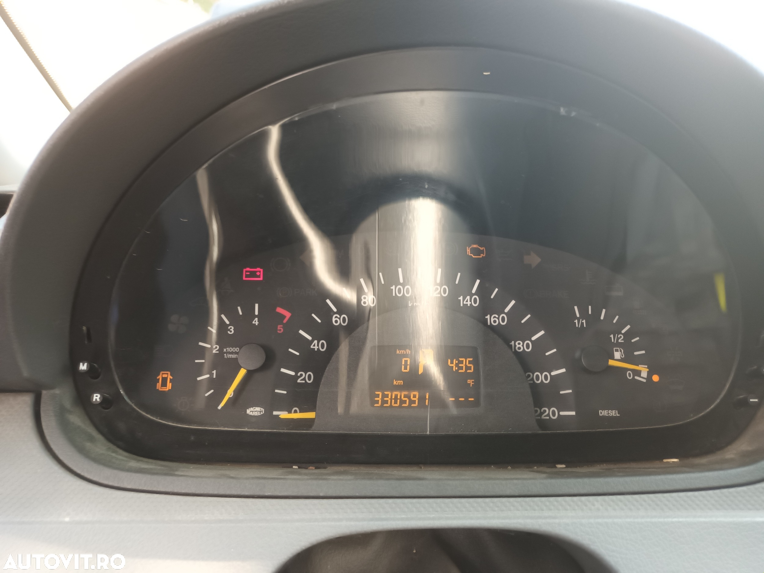 Dezmembrari  Mercedes-Benz VITO / VIANO (W639)  2003  > 2014 115 CDI - 18