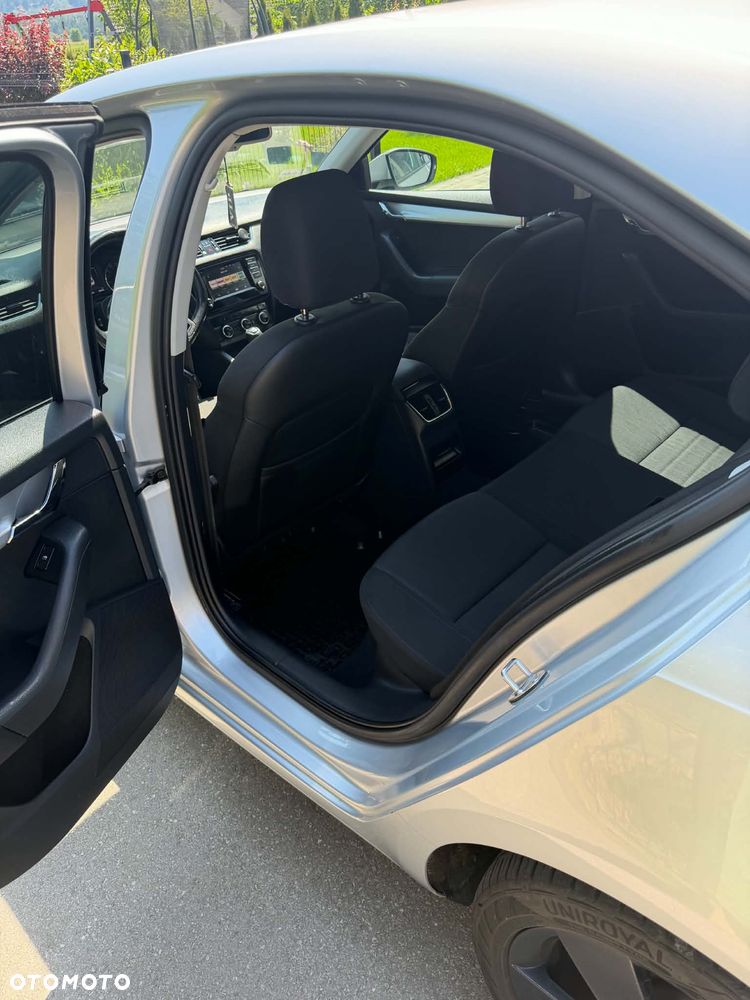 Skoda Octavia 2.0 TDI Style - 17