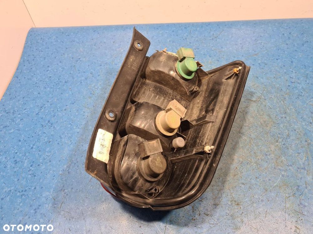 FORD MAVERICK II LIFT LAMPA TYŁ PRAWA ZEWNĘTRZNA - 8