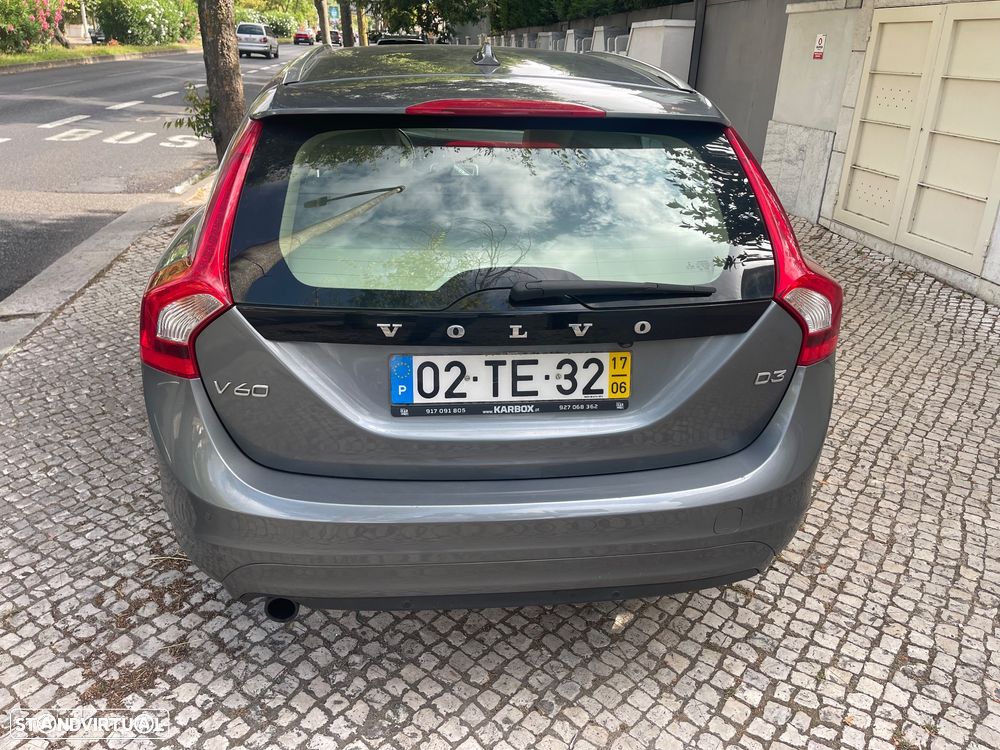 Volvo V60 2.0 D3 Summum Geartronic - 7