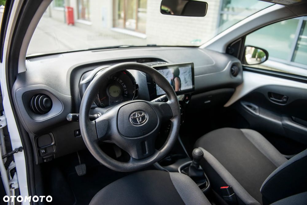 Toyota Aygo 1.0 VVT-i Sprint EU6 - 17