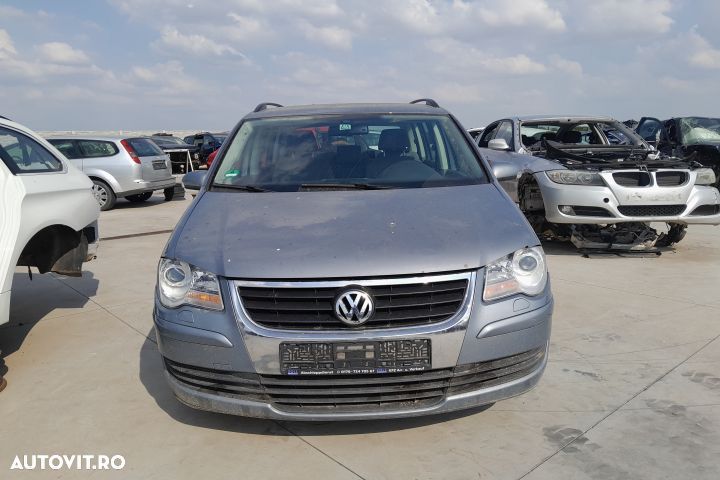 Dezmembrez Volkswagen VW Touran 1 [facelift] [2006 - 2010] Minivan 5- - 1