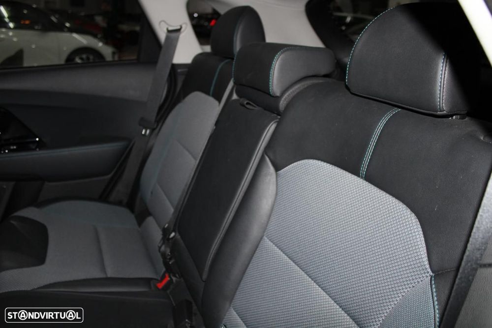 Kia e-Niro 64kWh - 13