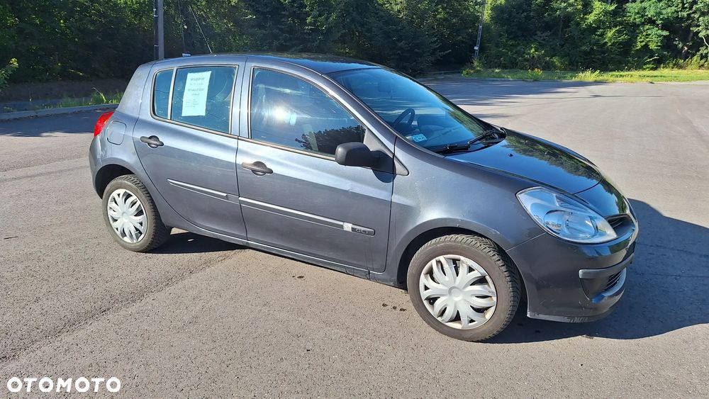 Renault Clio 1.5 dCi Dynamique - 2