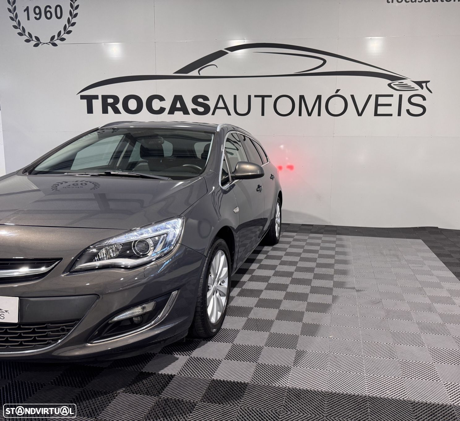 Opel Astra Sports Tourer 1.6 CDTi Executive S/S - 32