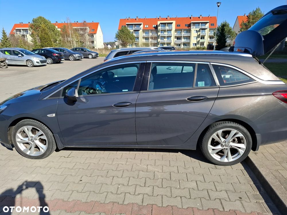 Opel Astra 1.4 T Dynamic - 4