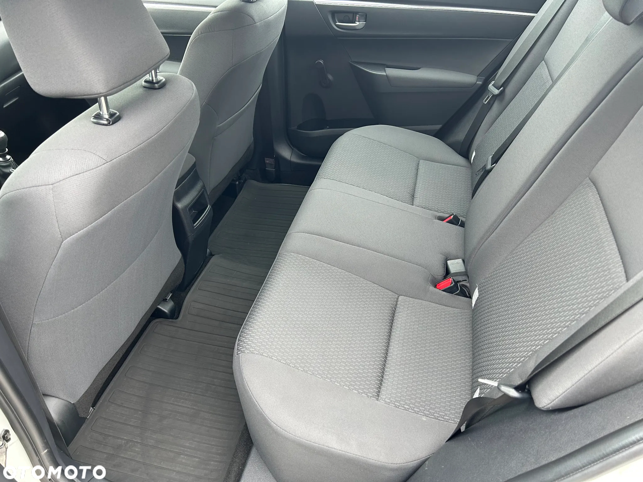 Toyota Corolla 1.4 D-4D Active - 7