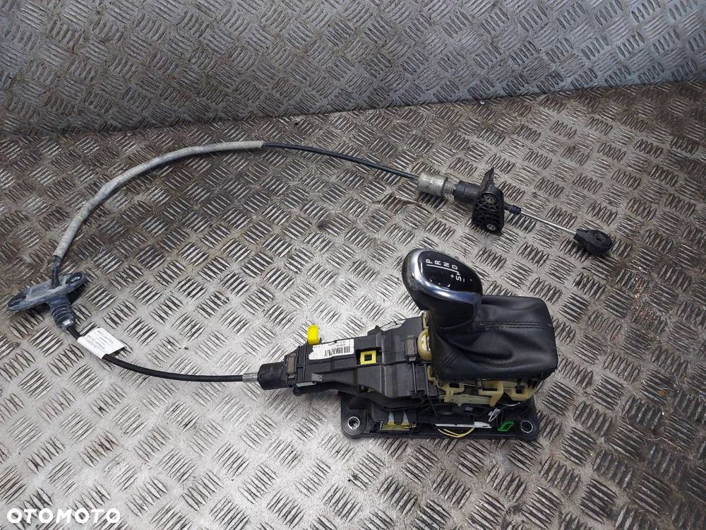 LEWAREK ZMIANY BIEGÓW AUTOMAT LINKA VOLVO V70 III 2.0 T5 31367921 31367929 - 1