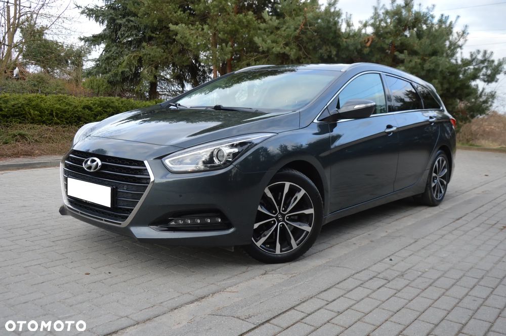 Hyundai i40 Kombi blue 1.7 CRDi DCT Premium - 2