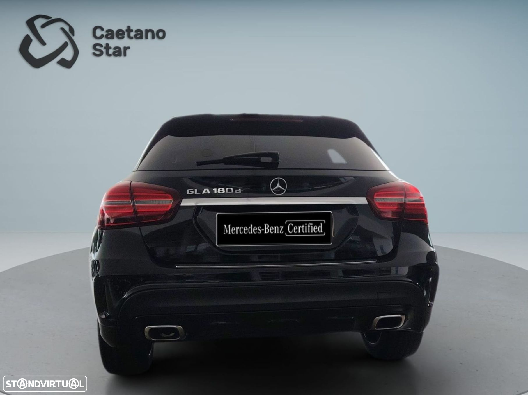 Mercedes-Benz GLA 180 - 6