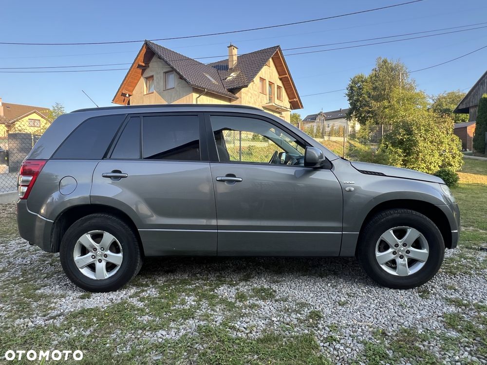 Suzuki Vitara - 3