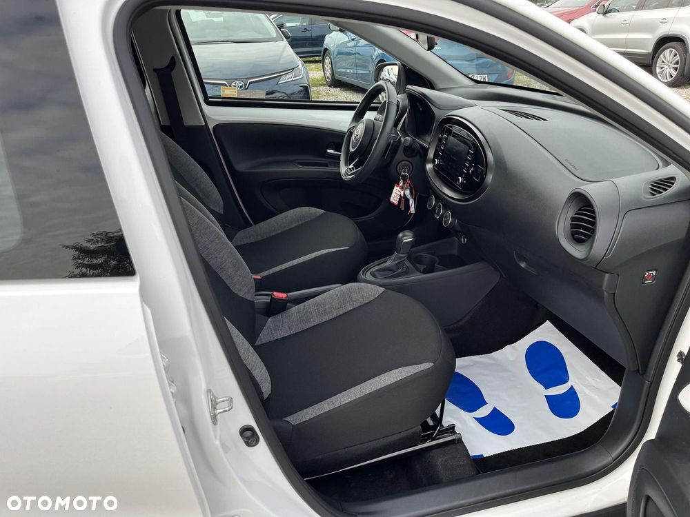 Toyota Aygo X - 11