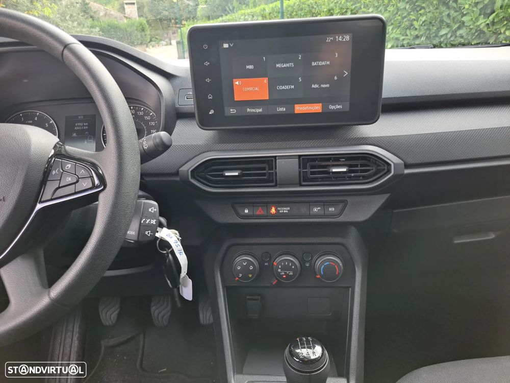 Dacia Sandero 1.0 ECO-G Essential Bi-Fuel - 29