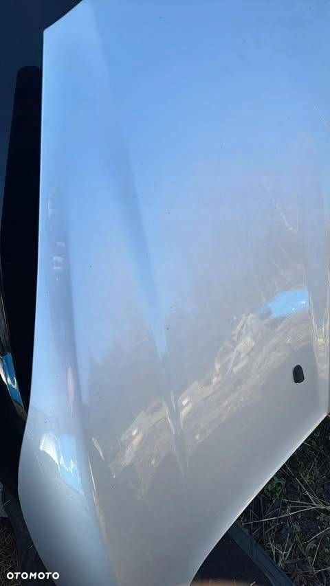 maska ford fiesta mk7 lift kolor 6c - 4