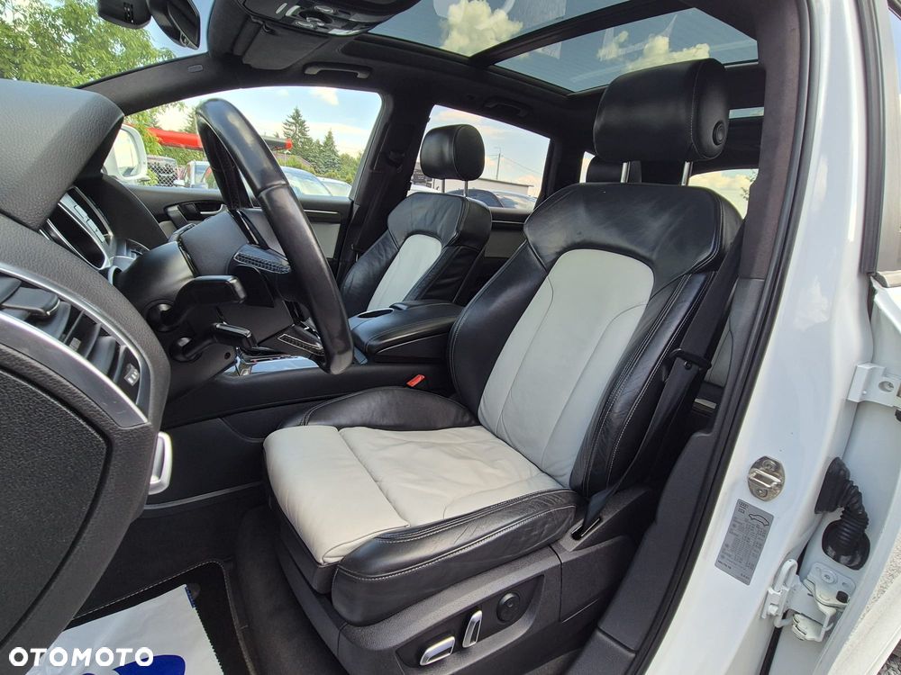 Audi Q7 - 25