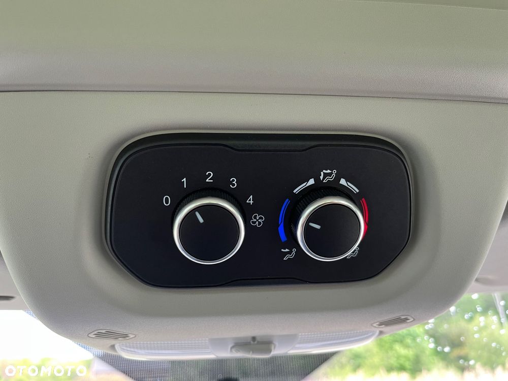 Ford Transit - 18