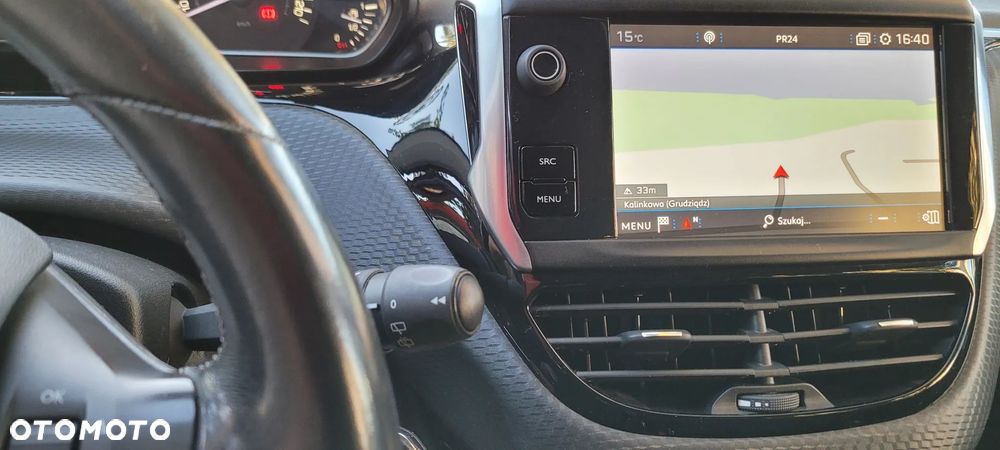 Peugeot 208 1.2 PureTech Allure - 17