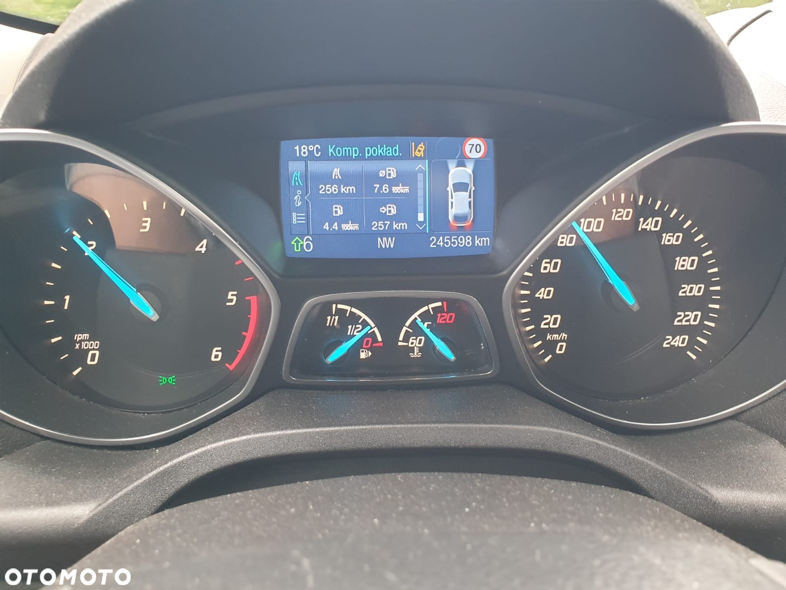 Ford Kuga 2.0 TDCi 4x4 Individual - 12