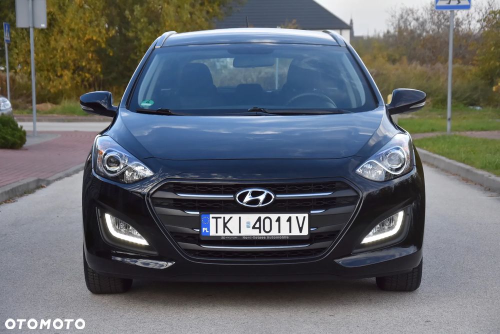 Hyundai i30 blue 1.4 Classic Navigation - 3
