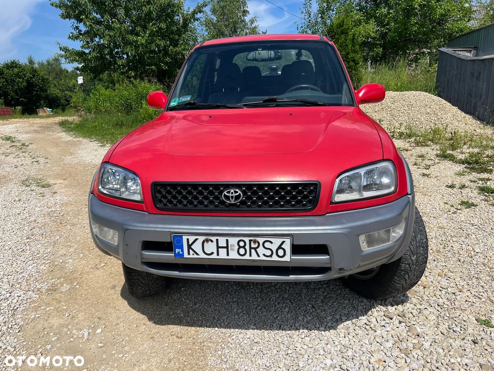 Toyota RAV4 2.0 - 2
