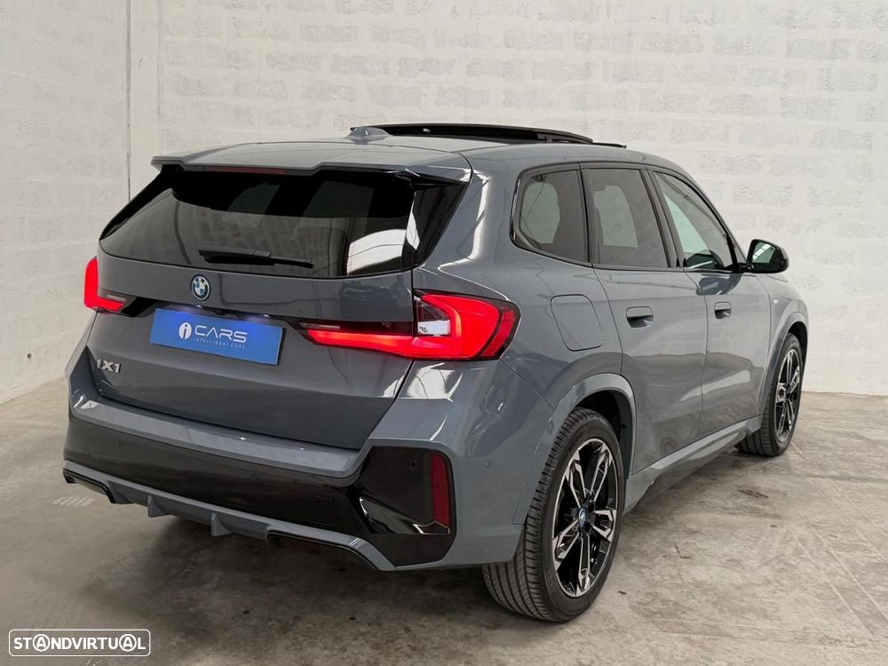 BMW iX1 xDrive30 - 11
