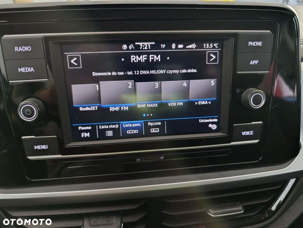 Volkswagen T-Roc - 21