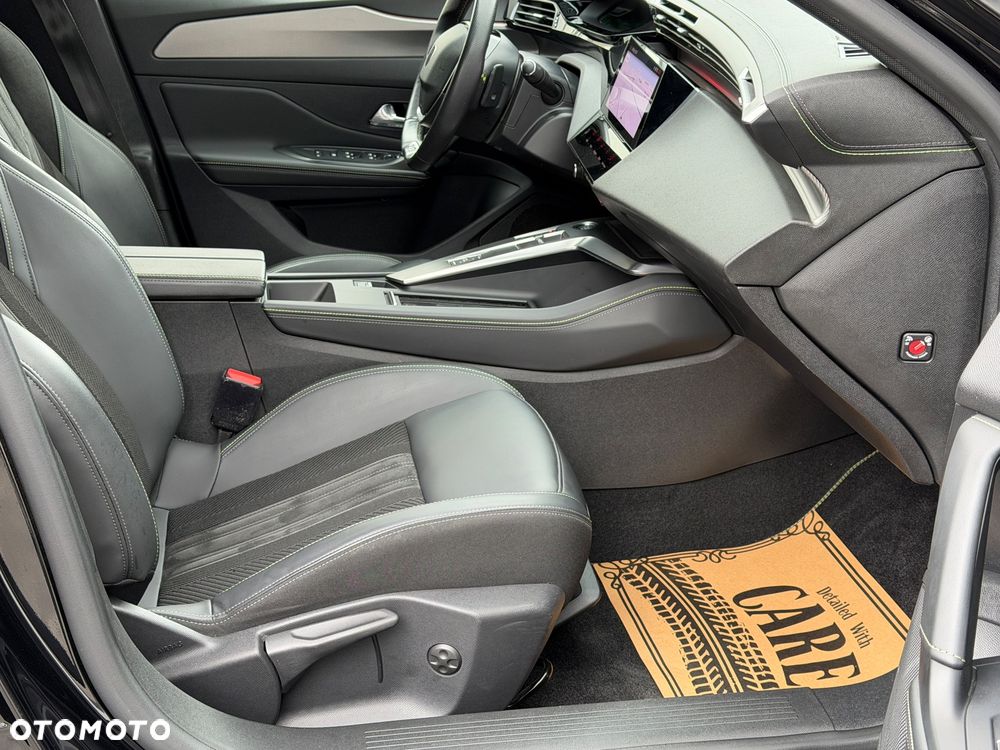 Peugeot 308 BlueHDi 130 EAT8 GT - 11