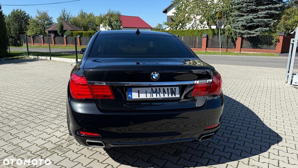 BMW Seria 7 740d xDrive - 5