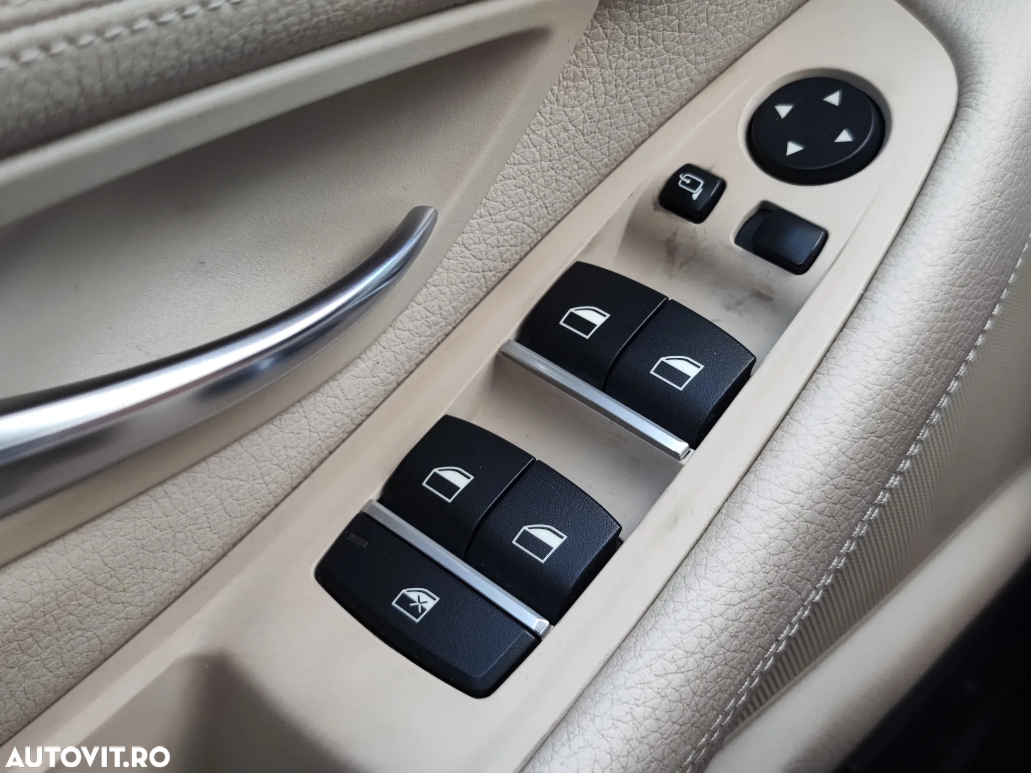 BMW Seria 5 525d Aut. - 26