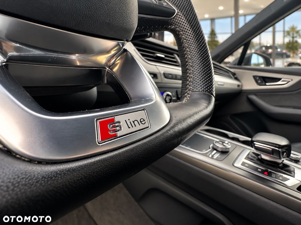 Audi Q7 - 10