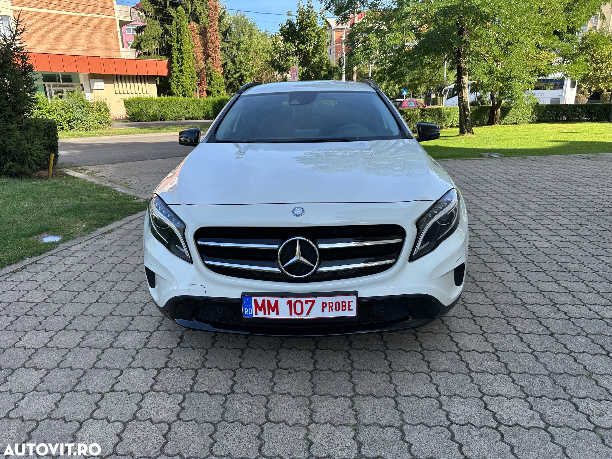 Mercedes-Benz GLA - 7