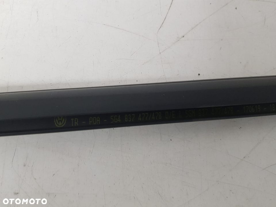 VW GOLF VII 7 LISTWA ZGRANIAJĄCA PRAWA DRZWI PRZÓD 4D NOWA ORYGINAŁ 5G4837478D - 2