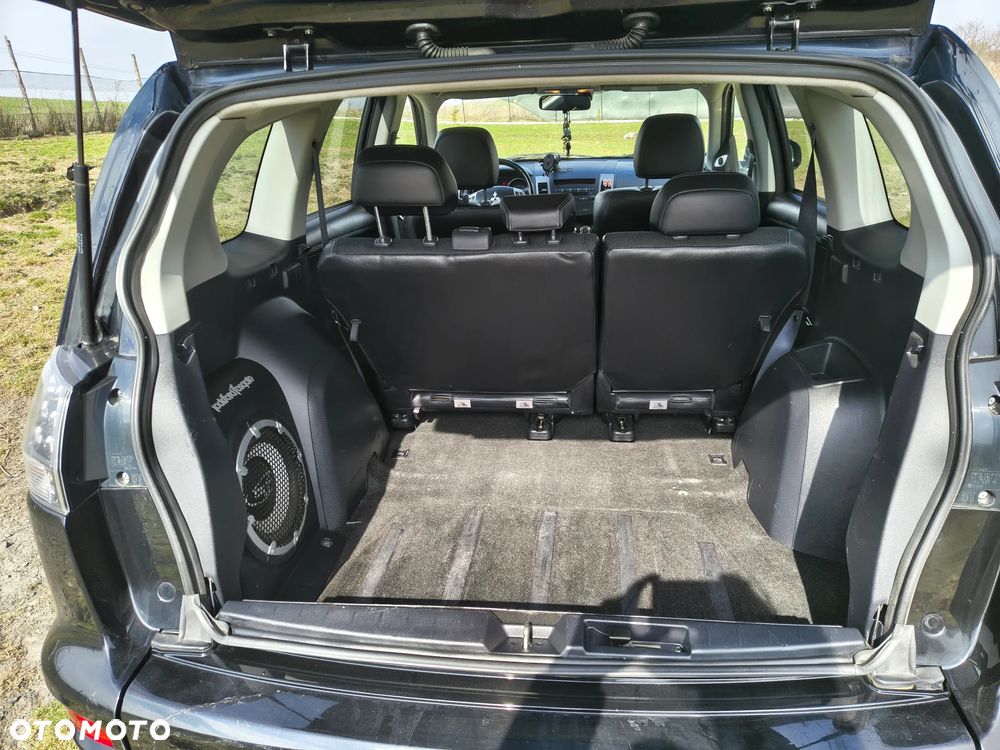 Mitsubishi Outlander 2.0 Intense 2WD - 8