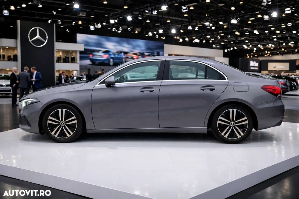 Mercedes-Benz A 200 d Sedan Aut. - 12