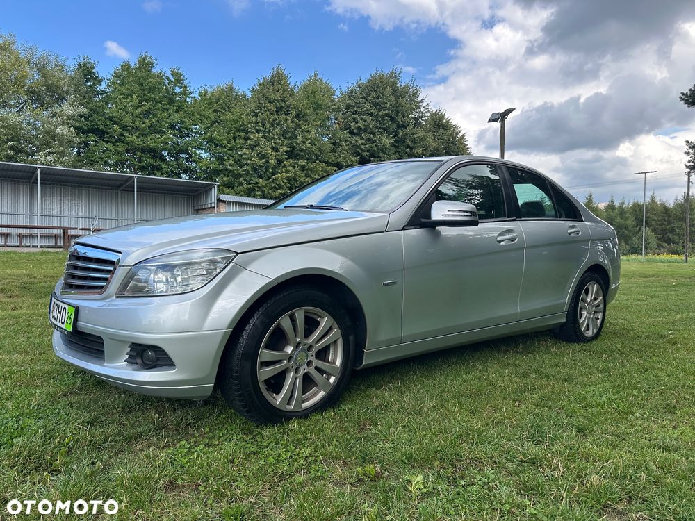 Mercedes-Benz Klasa C 180 Kompressor BlueEFFICIENCY - 4