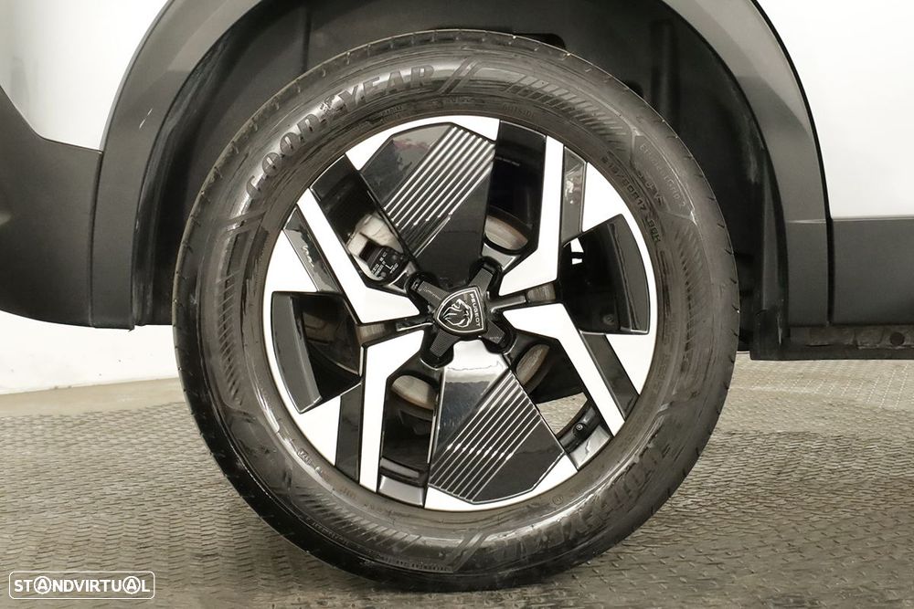 Peugeot 2008 1.2 PureTech Allure - 5