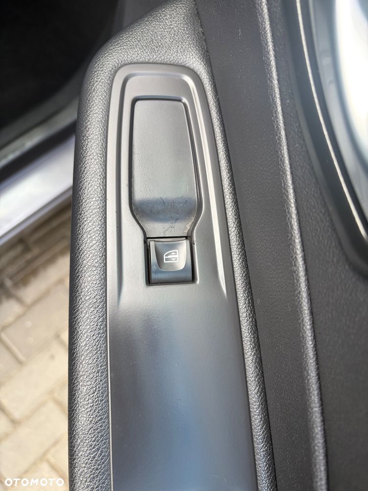 Renault Captur 1.5 dCi Life - 18