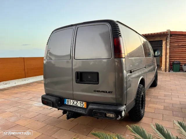 Chevrolet Chevy Van - 8