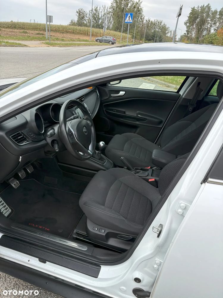 Alfa Romeo Giulietta 2.0 JTDM 16V Veloce - 15