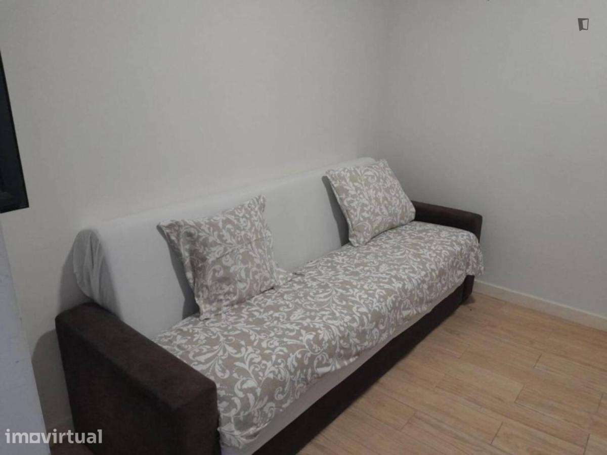 Apartamento com 1 quartos - localizado em Paranhos Porto - Grande imagem: 5/7