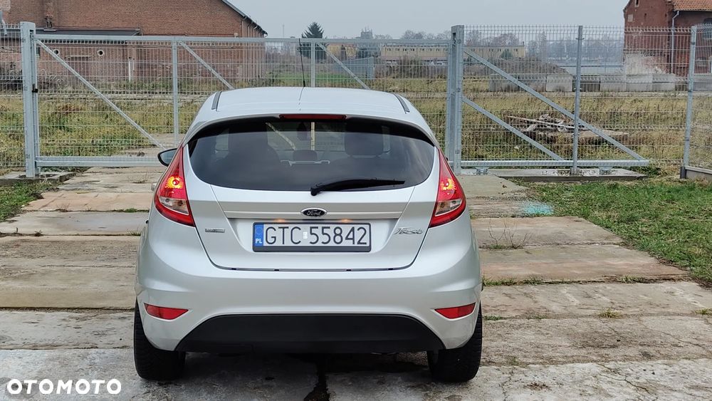 Ford Fiesta 1.6 TDCi Individual - 5