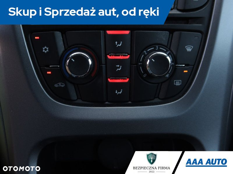 Opel Astra - 14
