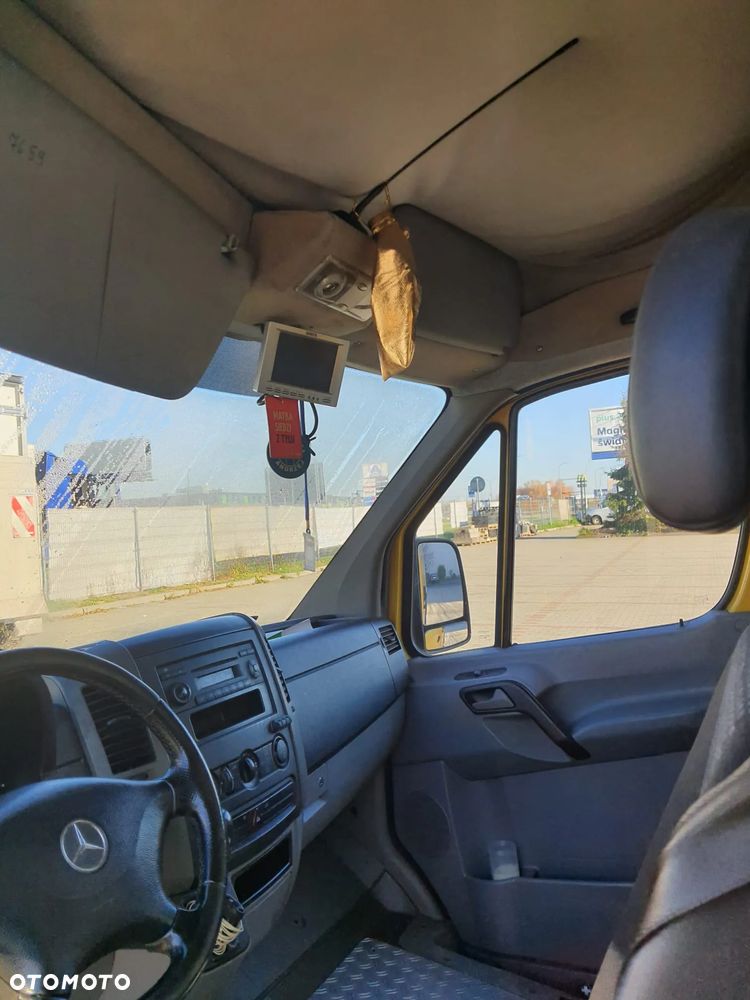 Mercedes-Benz SPRINTER - 6