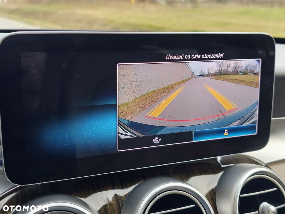 Mercedes-Benz Klasa C 300 9G-TRONIC Exclusive - 16