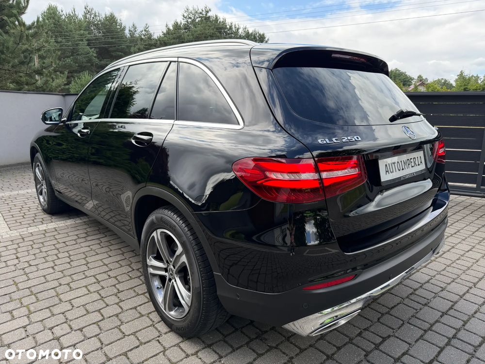 Mercedes-Benz GLC - 14