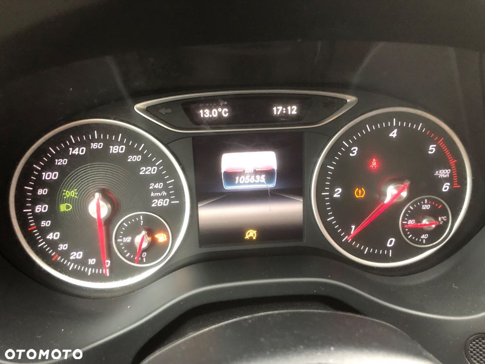 Mercedes-Benz Klasa A 180 d Activity Edition - 15