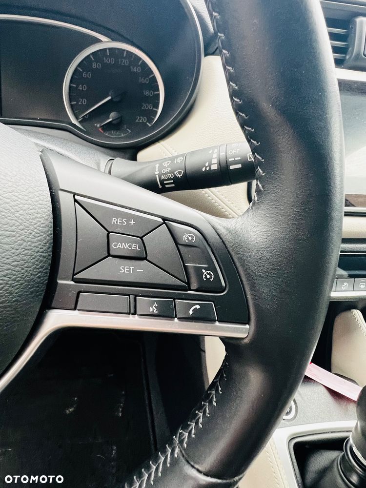 Nissan Micra DIG-T 117 Tekna - 17