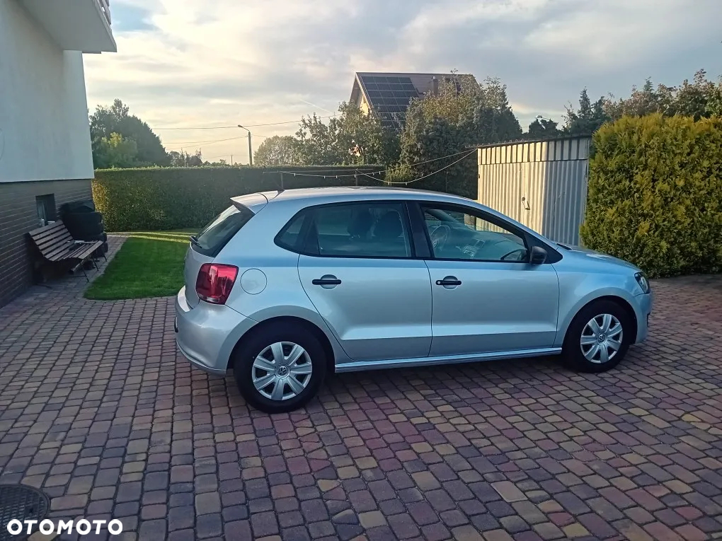 Volkswagen Polo 1.2 MATCH - 9